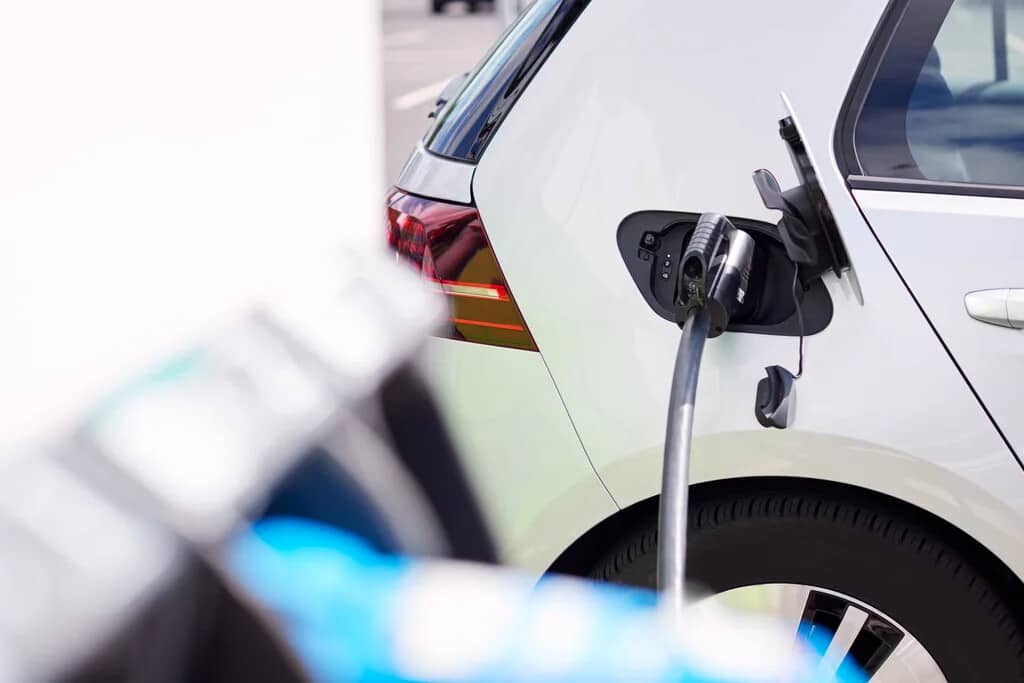 Elektroauto an der Ladestation